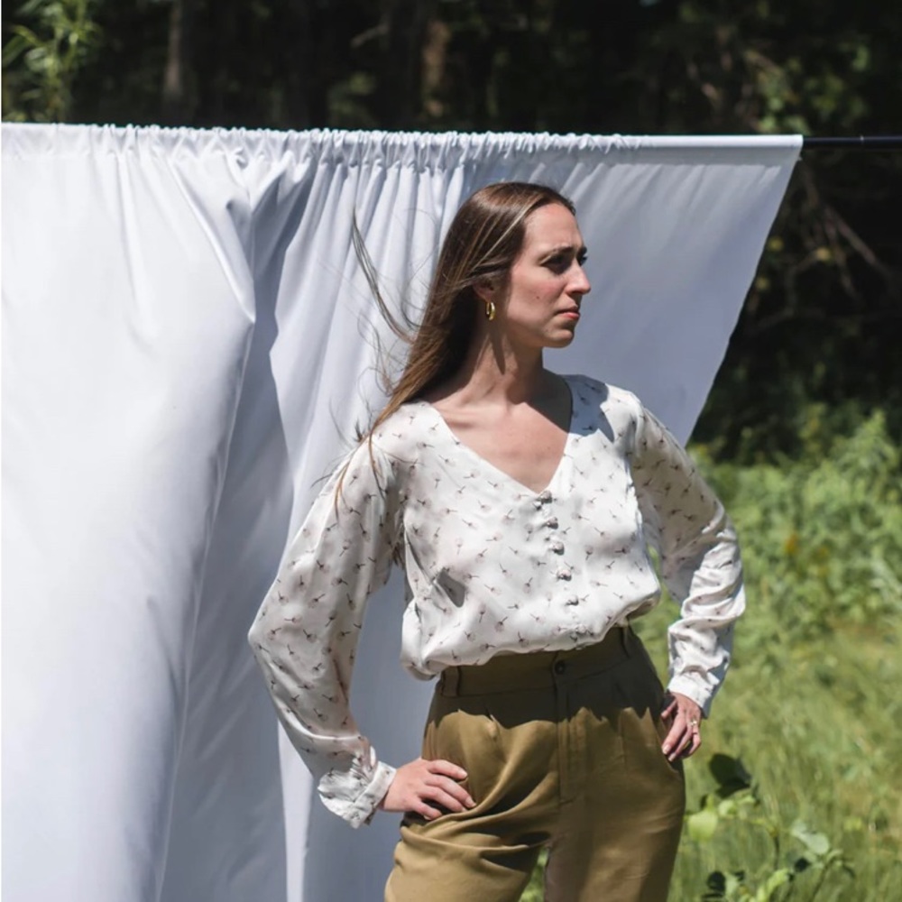 NWT Lev Apparel Ashleigh Blouse: Dandelion xlarge